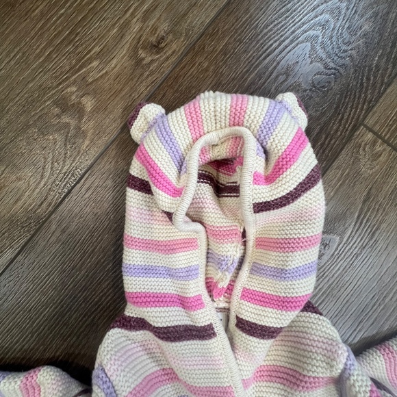 Baby Gap Button Front Hooded Sweater Jacket Girls 6-12 Months Striped Cream - Picture 3 of 9